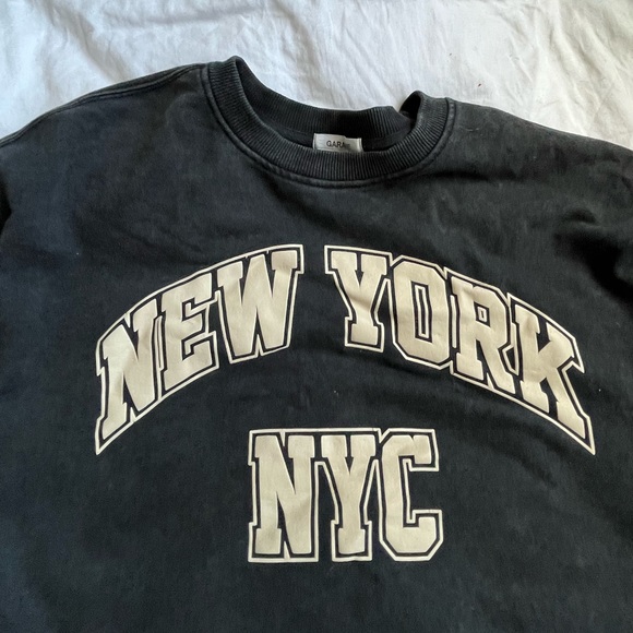 Graphic Oversized Crewneck - Picture 2 of 2